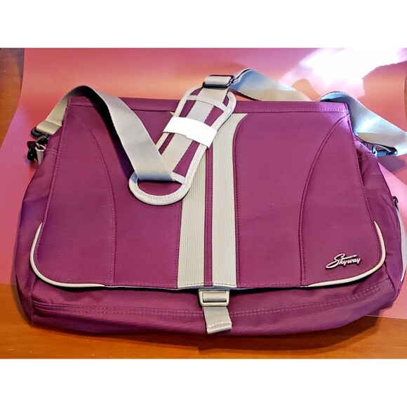 NWT - Skyway - Softside Computer/Messenger/Travel Bag - Crossbody Luggage piece - Picture 1 of 9